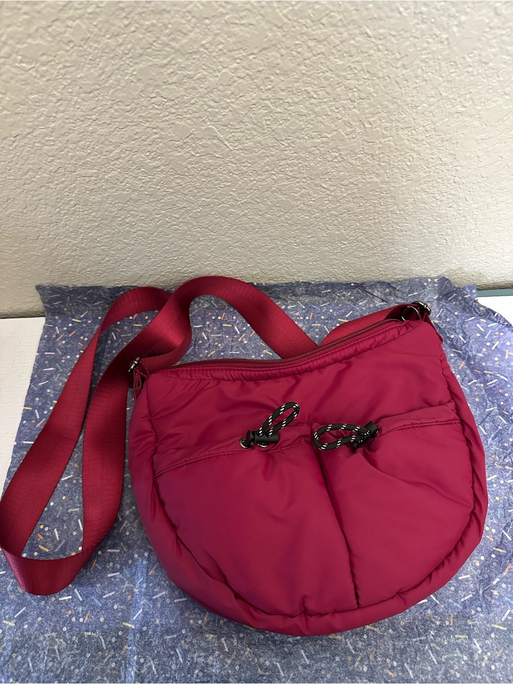 Rad Rev Women’s Quilted Crossbody Bag - Burgundy